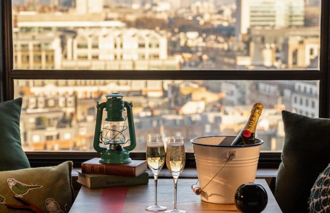 Moet Champagne with view of London 